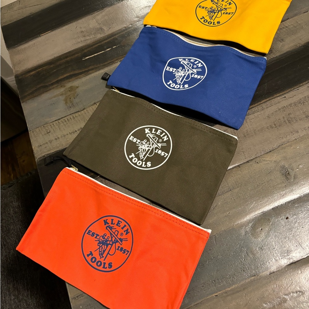 Canvas zipper bags